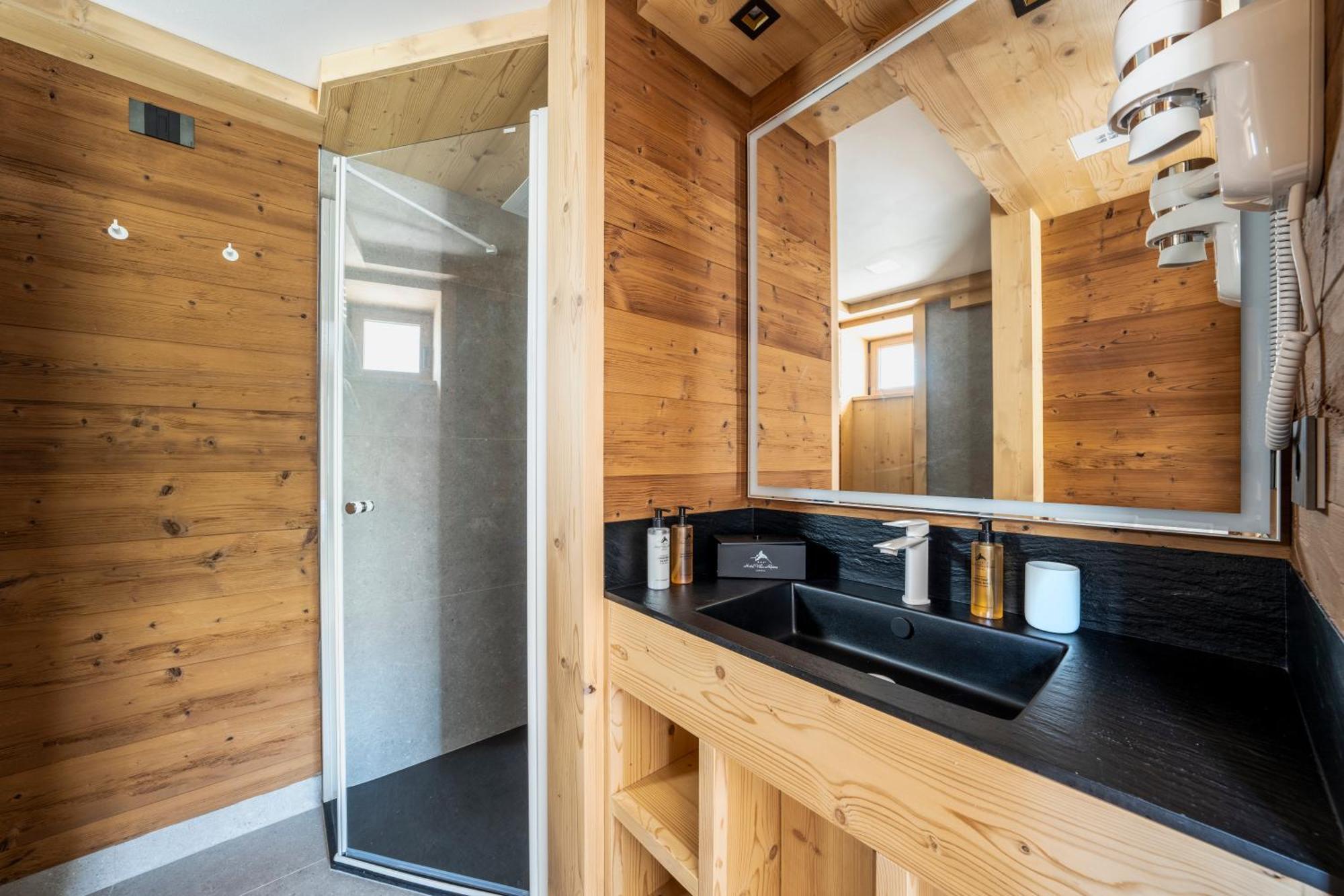 Hotel Villa Alpina ***S Cortina d'Ampezzo Ngoại thất bức ảnh
